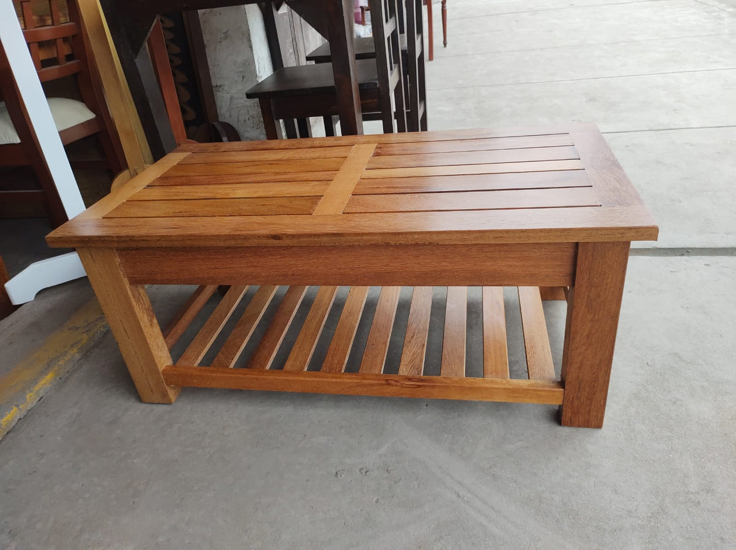 Mesa de centro de madera